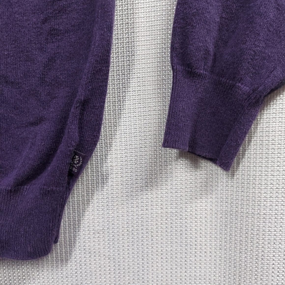 IZOD Purple Pullover VNeck Lightweight Sweater - Picture 3 of 11